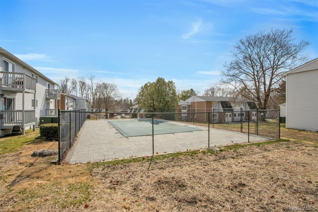 2740 South Road, Unit G11 Poughkeepsie, NY 12601 - Photo 12 of 14 a view of a backyard