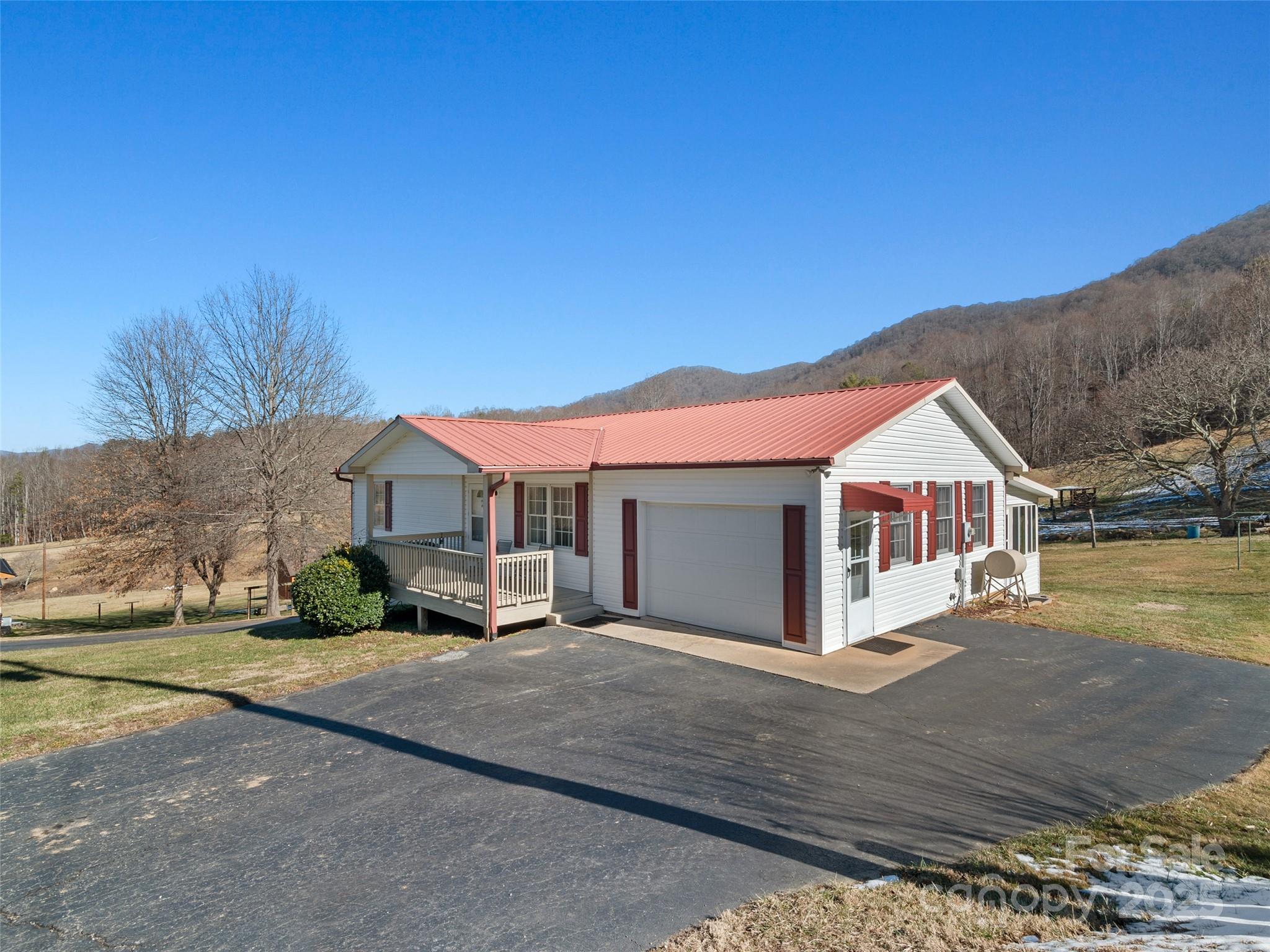 233 Elbert Burnett Road Canton, NC 28716 - Photo 2 of 30