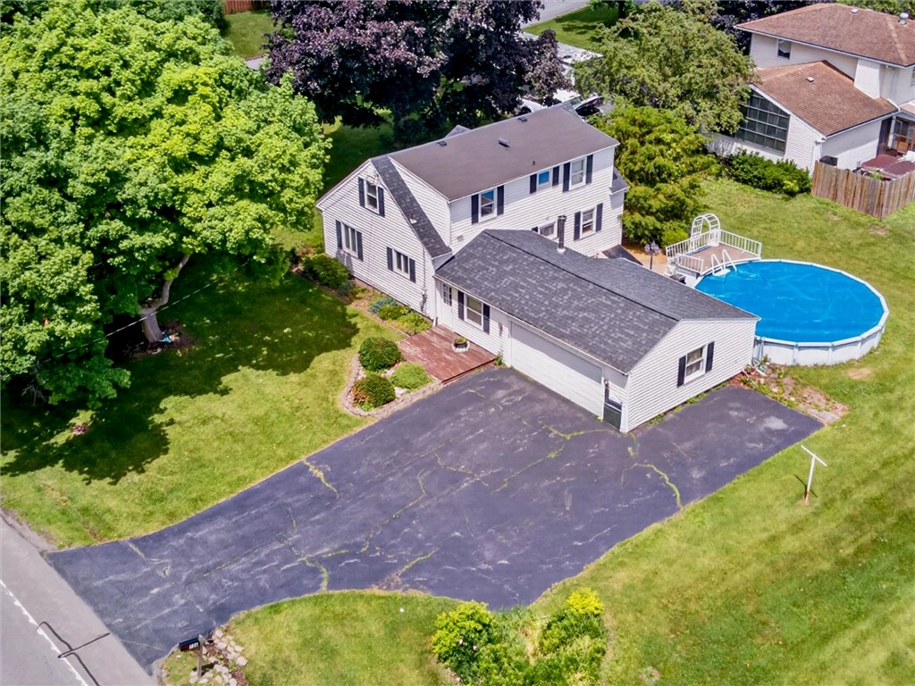 736 Paul Road Chili, NY 14624 - Photo 4 of 39