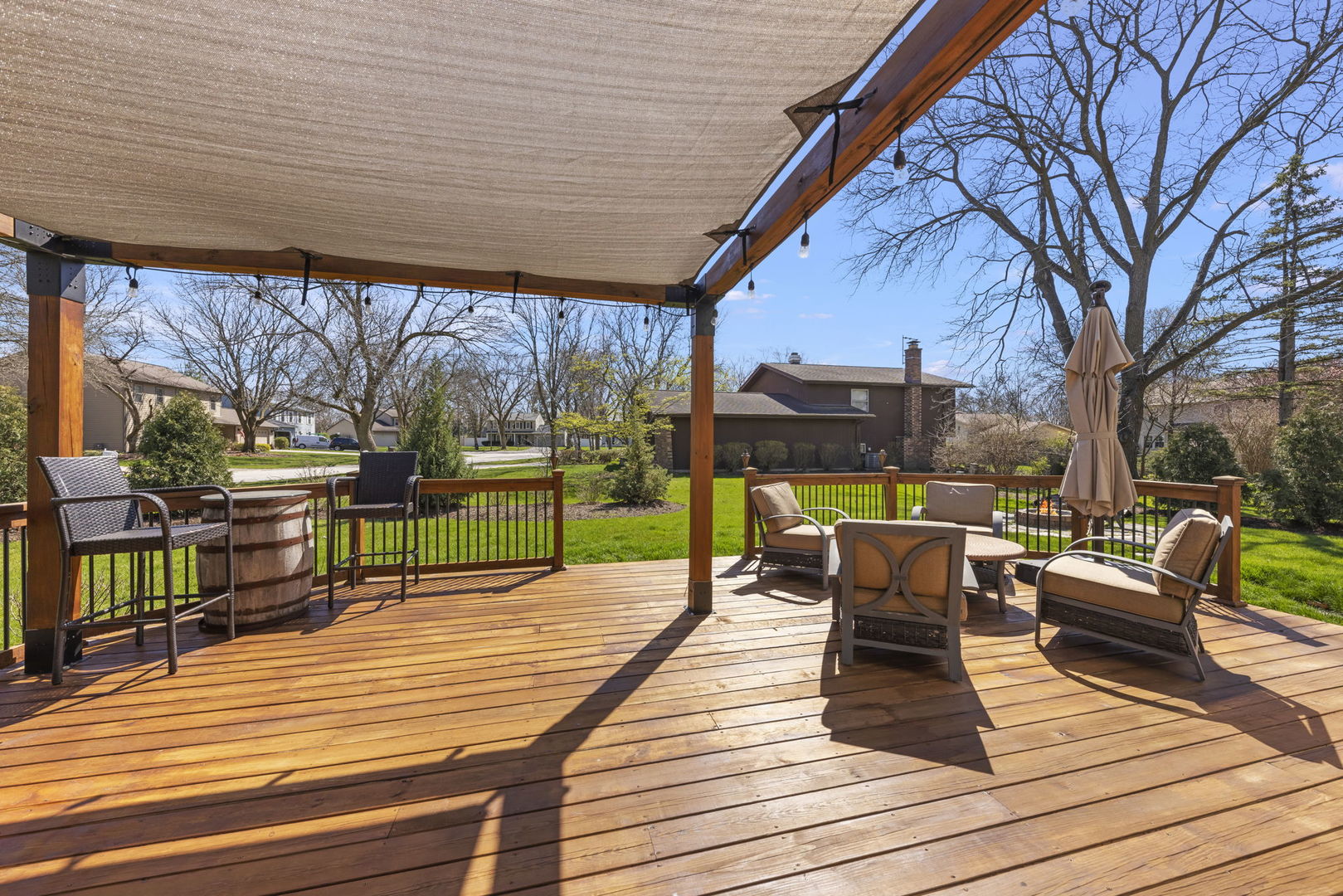 472 Sheffield Road Naperville, IL 60565 - Photo 30 of 47 a view of a patio with dining table and chairs