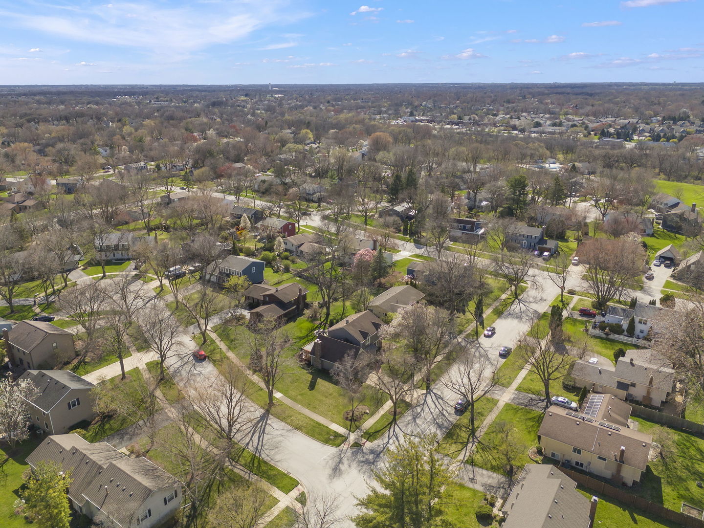472 Sheffield Road Naperville, IL 60565 - Photo 42 of 47 an aerial view of residential houses with outdoor space