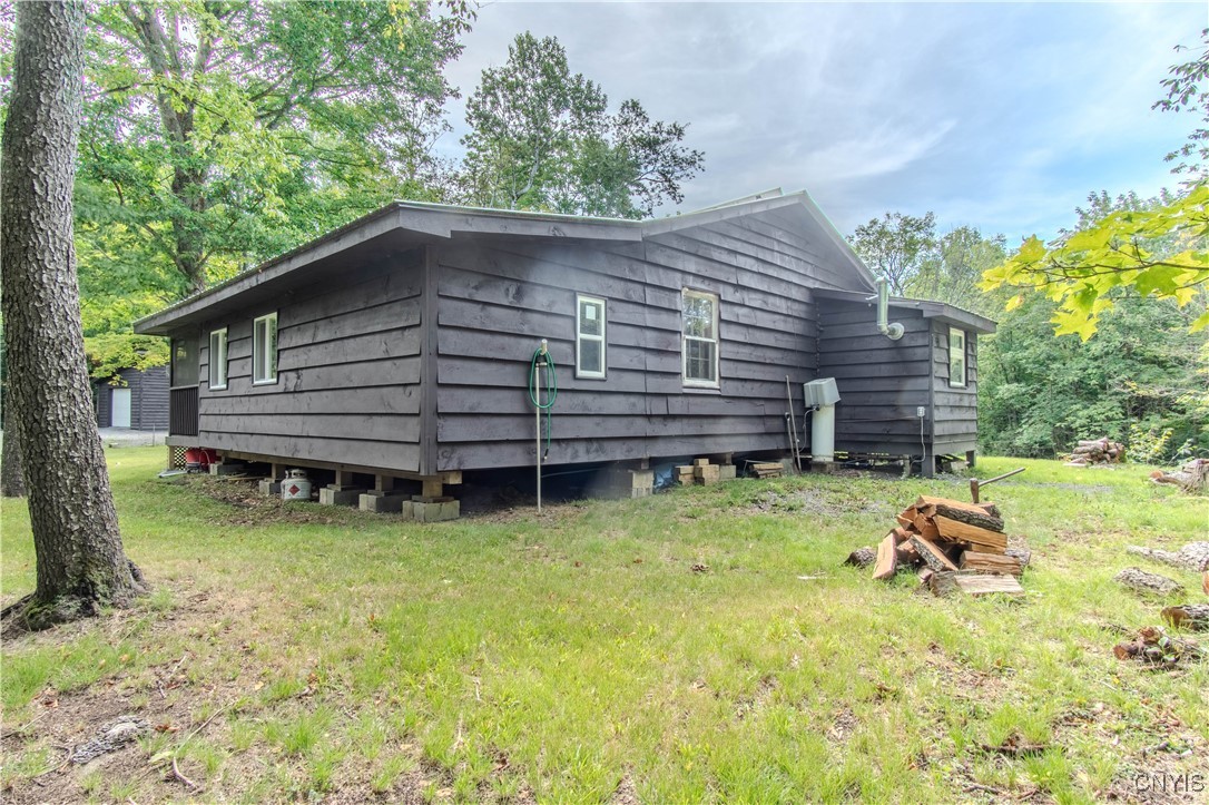 672 Pinckney Road Pinckney, NY 13626 - Photo 4 of 50