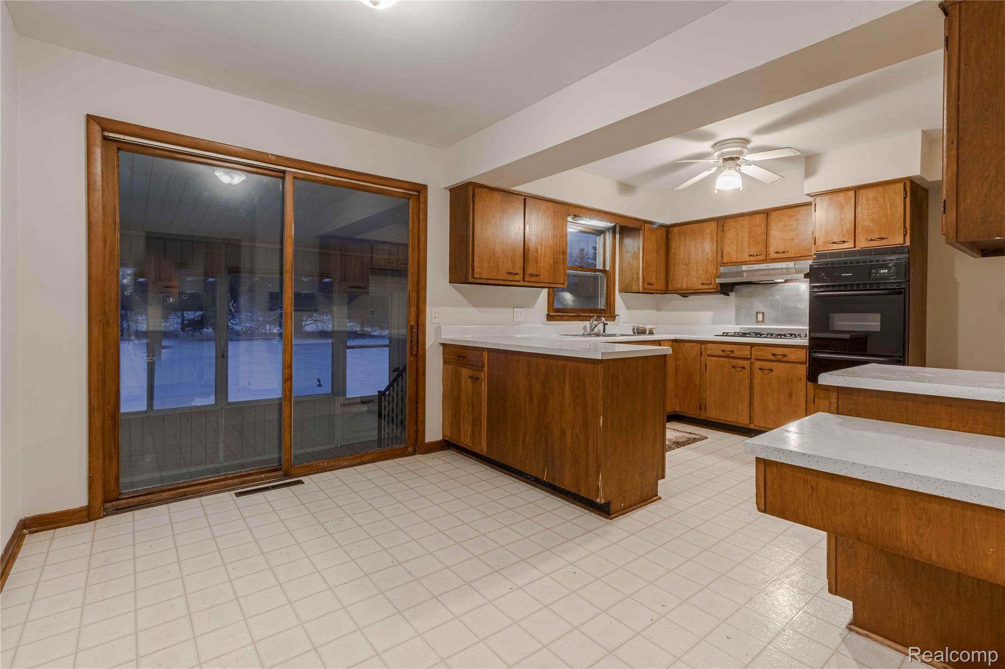 2917 Staib Road Tecumseh, MI 49286 - Photo 10 of 40 8 Staib (18 of 67).jpg