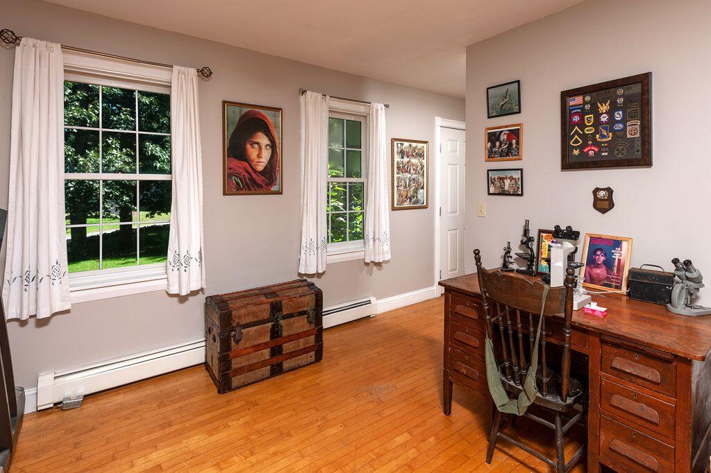 38 Pine Mountain Road Cape Neddick, ME 03902 - Photo 11 of 45 Dining room