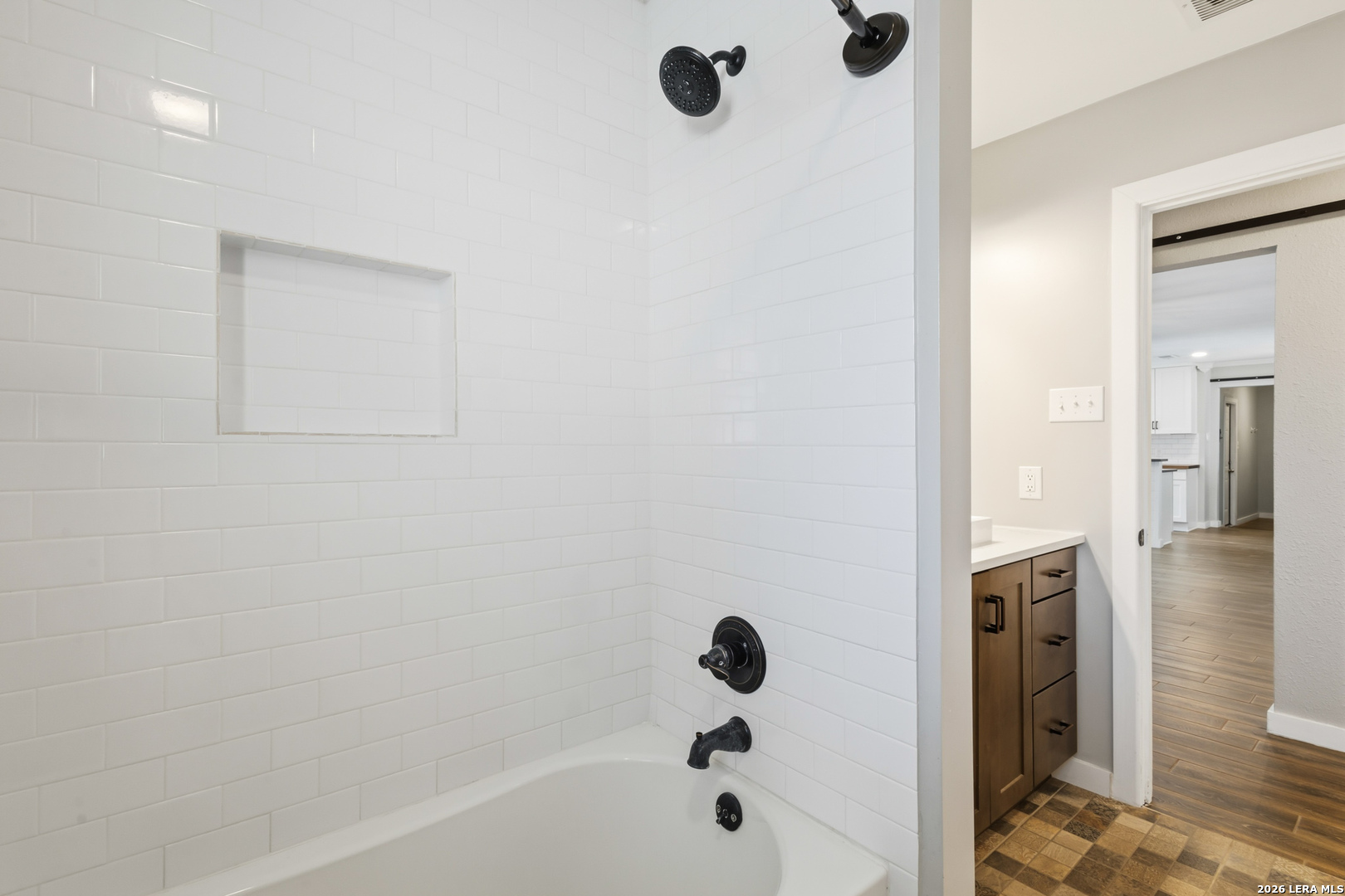 4203 Smoke Ridge San Antonio, TX 78217 - Photo 19 of 24 Gallery Image 19