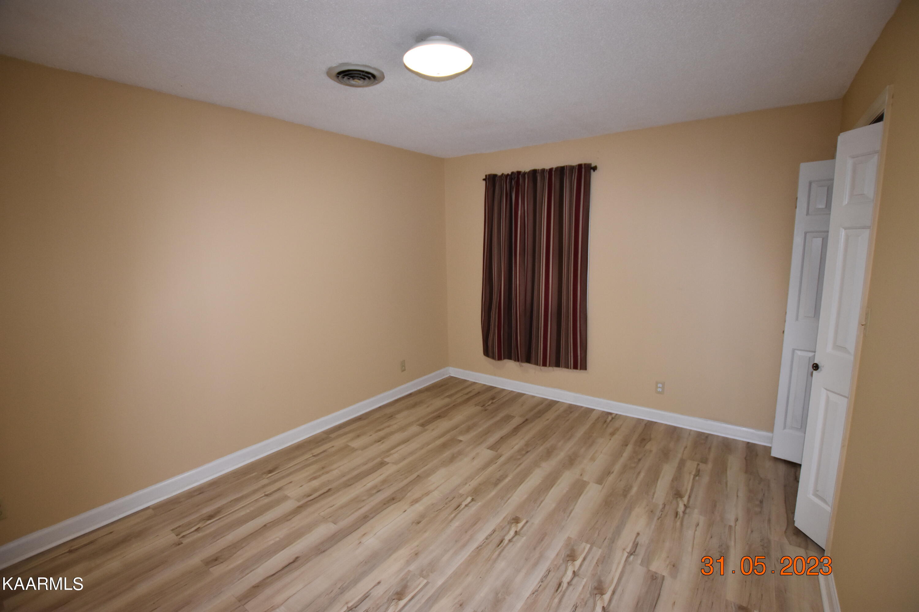 111 B Arcadia Lane Oak Ridge, TN 37830 - Photo 7 of 13 DSC_0732