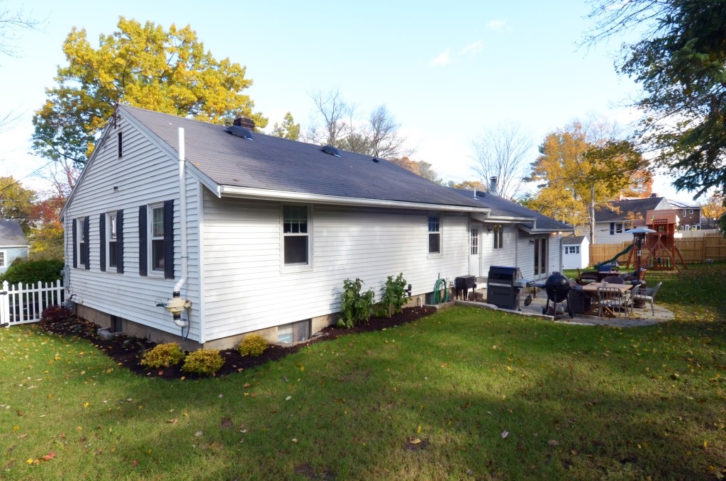 22 Naples Road Hamilton, MA 01982 - Photo 8 of 30 Gallery Image 8