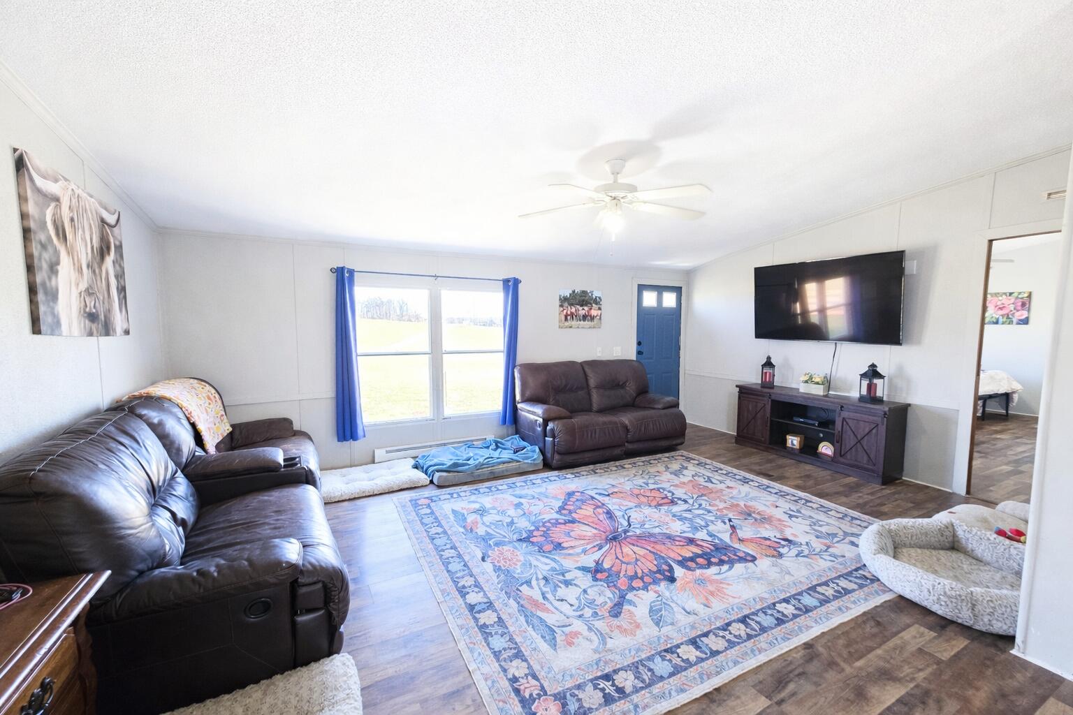 1085 Roohs Store-Craycraft Road Columbia, KY 42728 - Photo 13 of 26 Living room