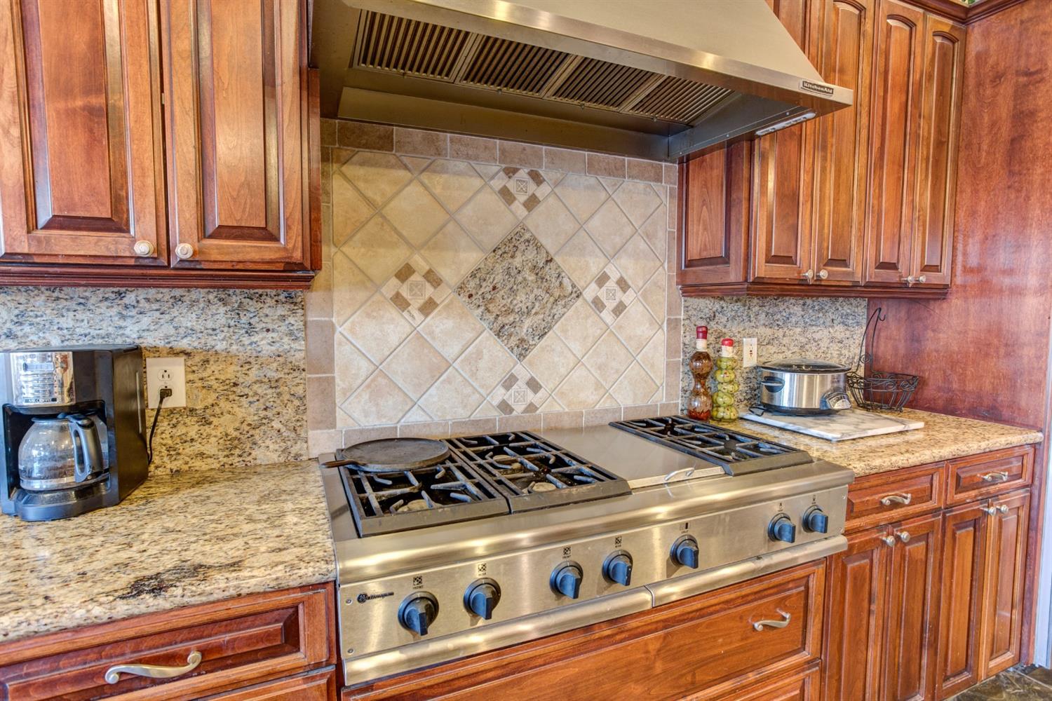14455 Brookhill Road Madera, CA 93636 - Photo 14 of 32 Gallery Image 14