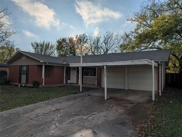 $1,850 | 6324 Regal Road, Forest Hill, TX 76119