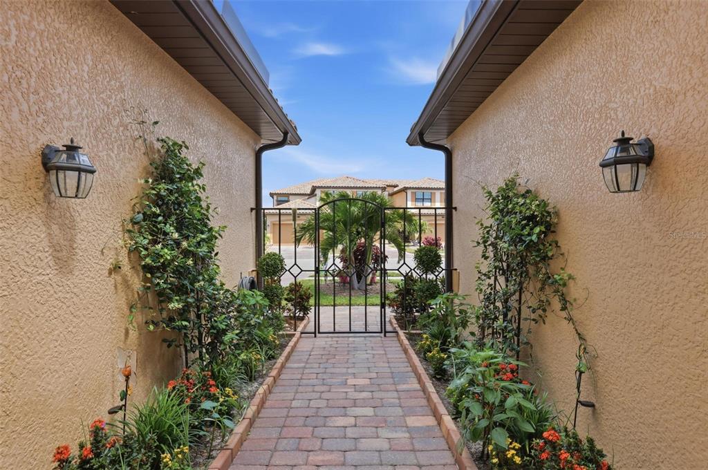 20120 Ragazza Circle, Unit 202 Venice, FL 34293 - Photo 3 of 97