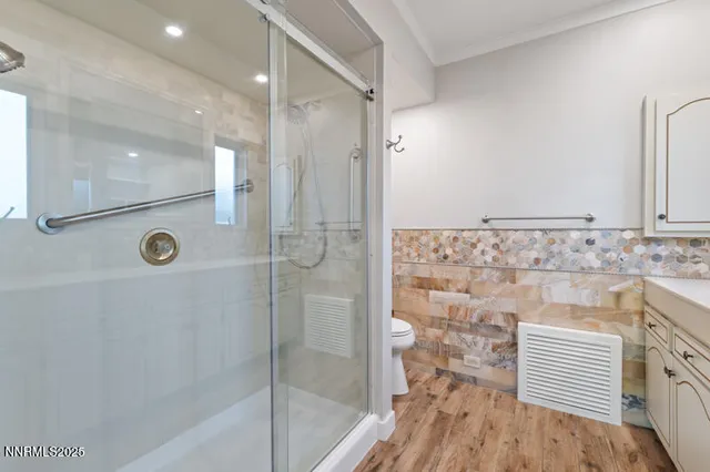 $5,000 | 1880 Meadowview Lane, Reno, NV 89509