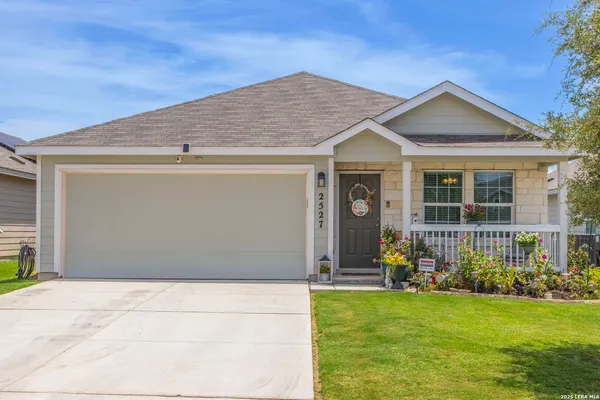 $1,930 | 2527 Pechora Pipit, New Braunfels, TX 78130