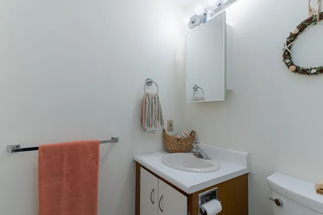 $300,000 | 148 Breakwater Drive, Unit 804, South Portland, ME 04106