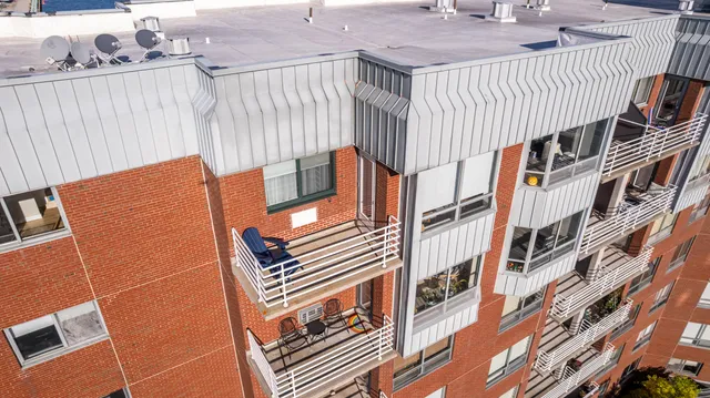 $300,000 | 148 Breakwater Drive, Unit 804, South Portland, ME 04106