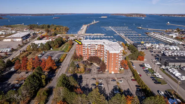 $300,000 | 148 Breakwater Drive, Unit 804, South Portland, ME 04106
