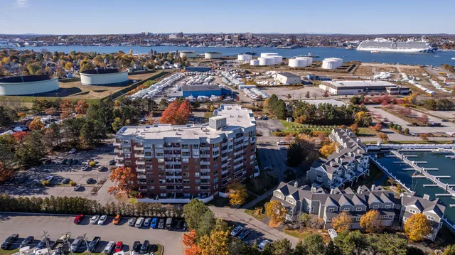 $300,000 | 148 Breakwater Drive, Unit 804, South Portland, ME 04106