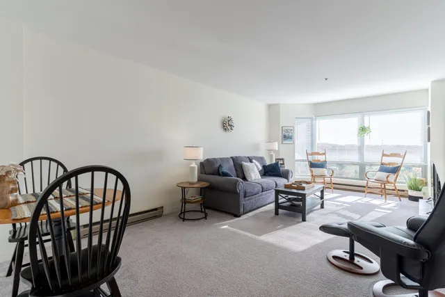 $300,000 | 148 Breakwater Drive, Unit 804, South Portland, ME 04106
