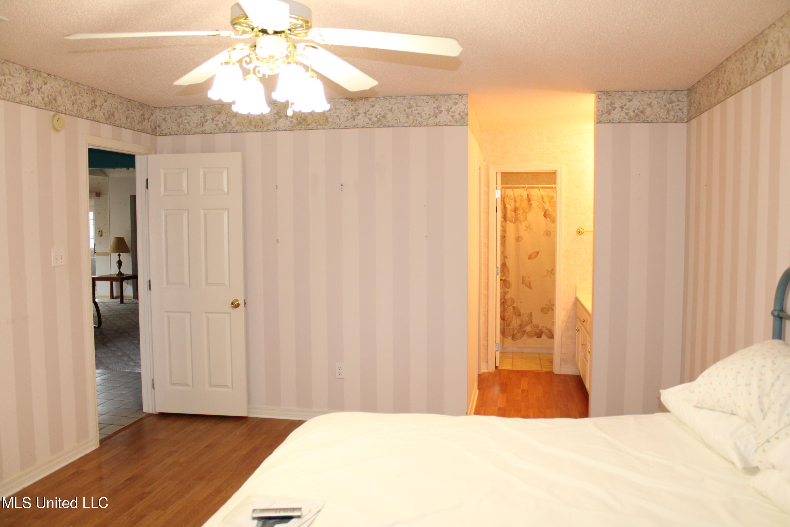 2077 Crane Ridge Biloxi, MS 39532 - Photo 24 of 33 IMG_1529