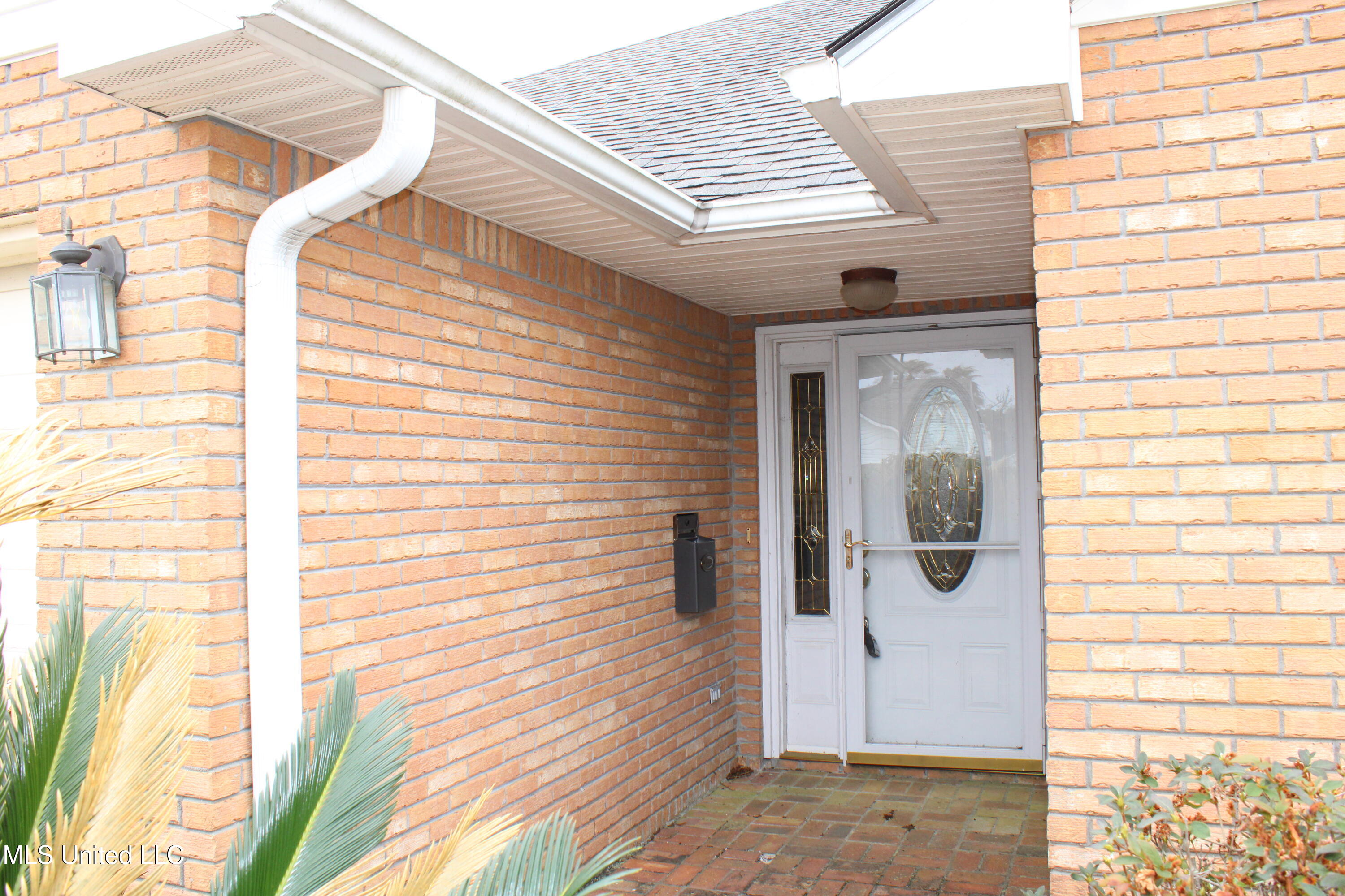 2077 Crane Ridge Biloxi, MS 39532 - Photo 3 of 33 IMG_1540