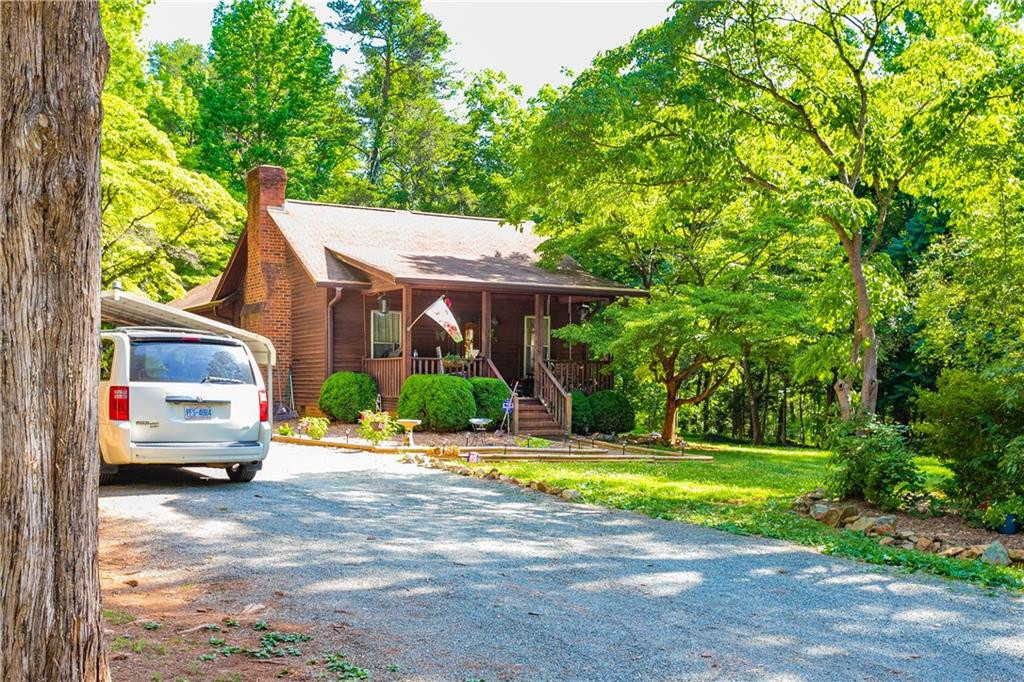 1647 Wheeler Bridge Road Burlington, NC 27215 - Photo 2 of 4 Gallery Image 2