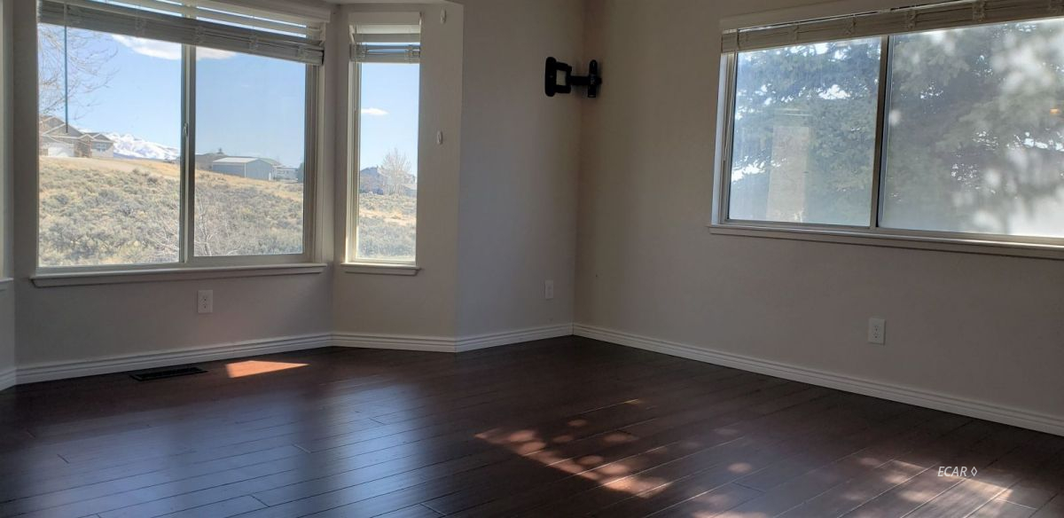 718 Spring Creek Parkway Spring Creek, NV 89815 - Photo 12 of 24 Gallery Image 12