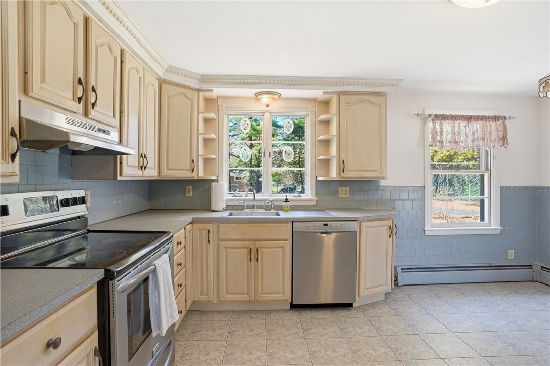 330 Harkney Hill Road Coventry, RI 02816 - Photo 22 of 43