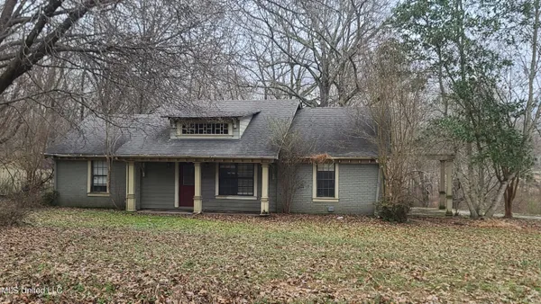 $220,000 | 8596 Crestview Road, Hernando, MS 38632