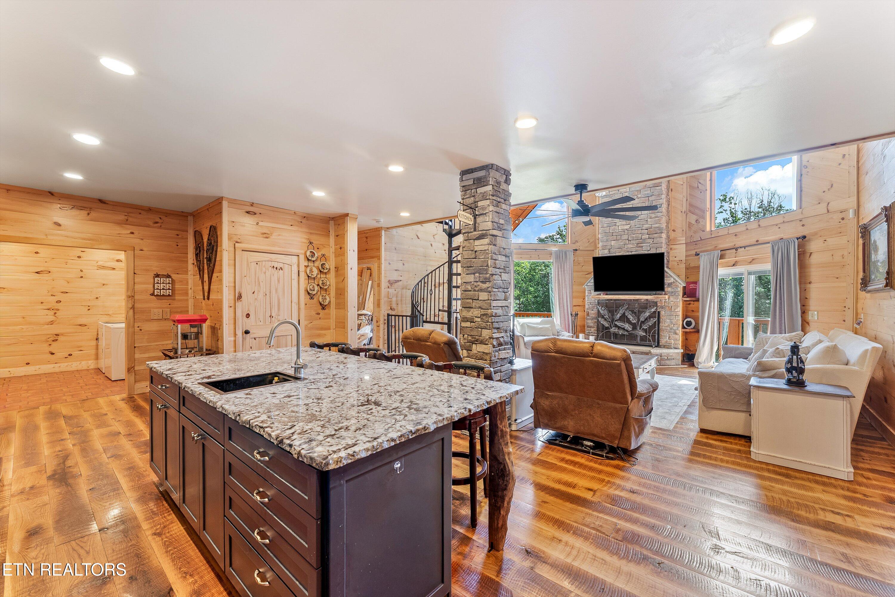8521 Parker Road Corryton, TN 37721 - Photo 18 of 53 Main-Kitchen