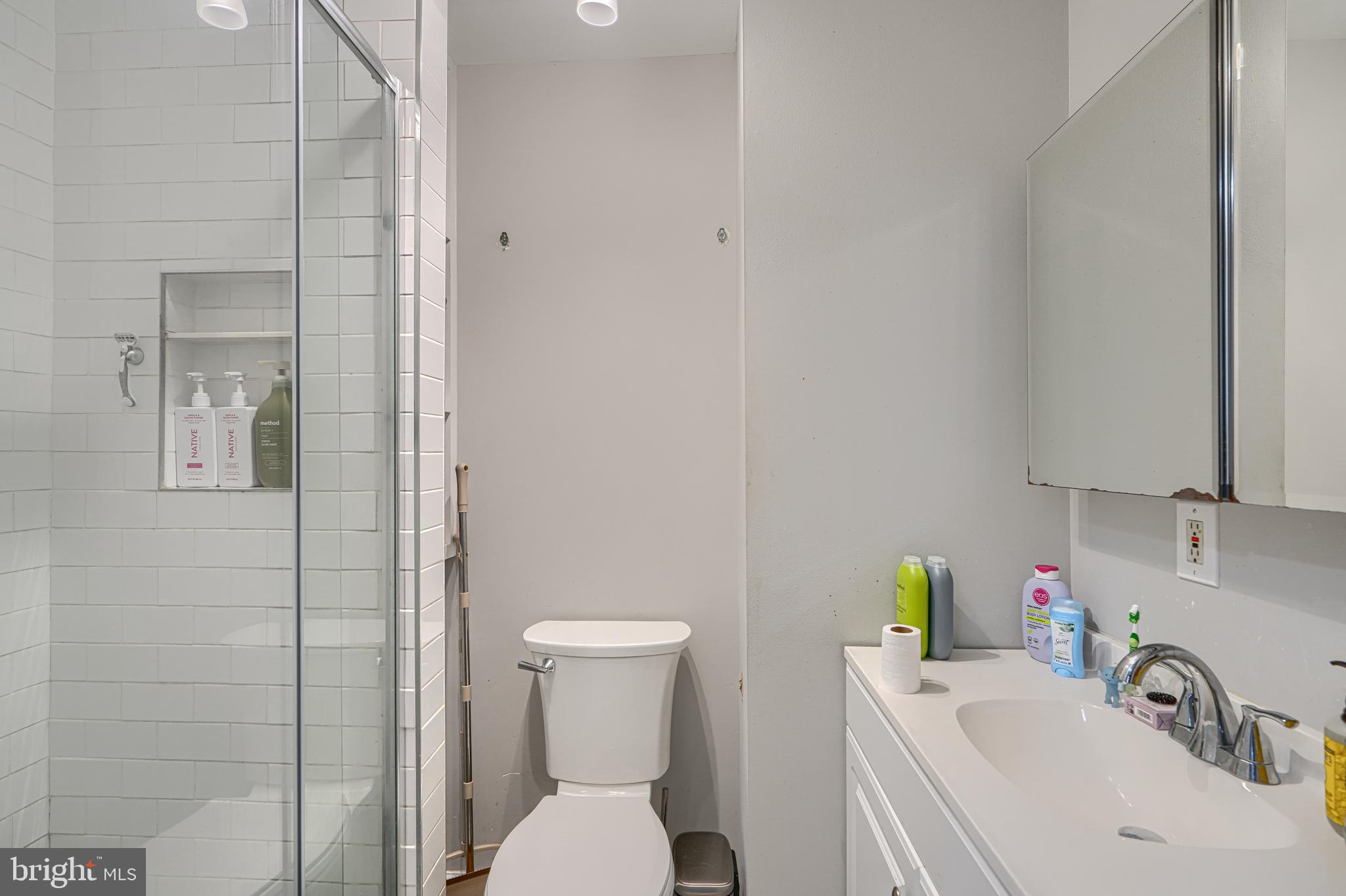 3425 Keswick Road Baltimore, MD 21211 - Photo 12 of 56 Unit 1 Bath
