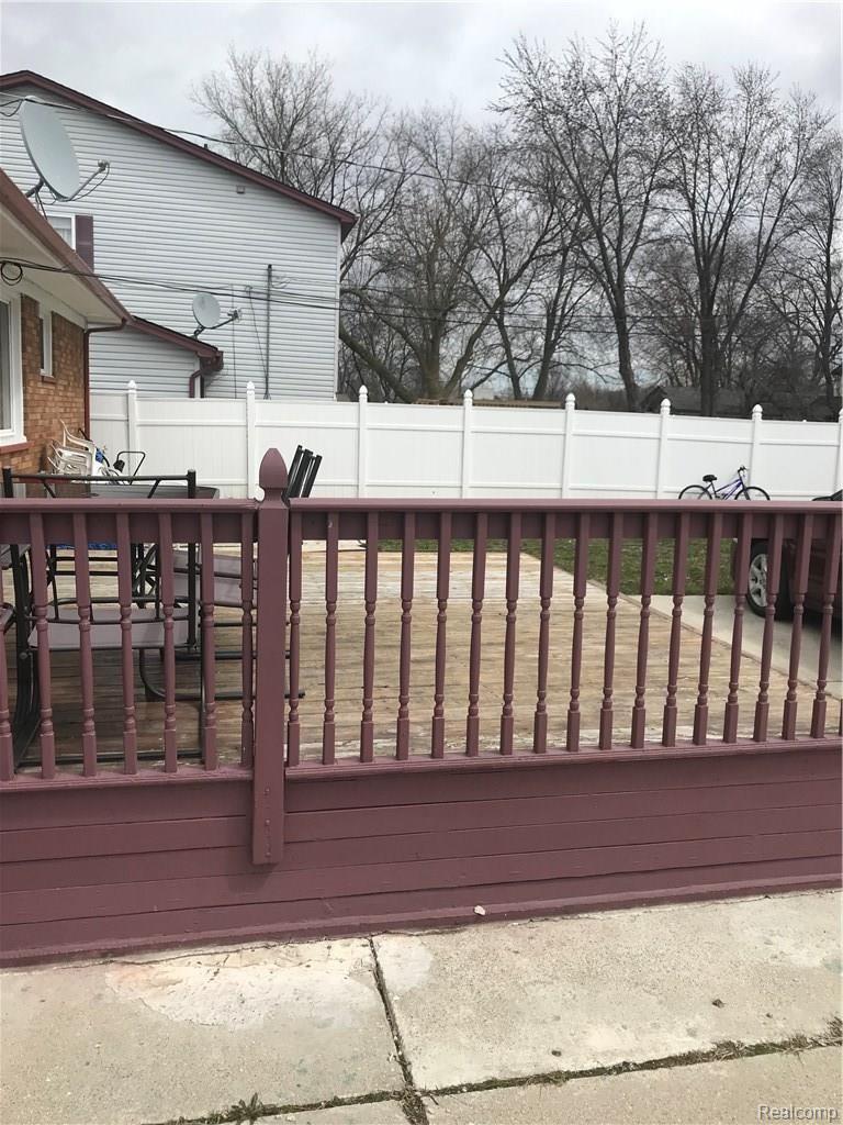 2156 Lindell Road Sterling Heights, MI 48310 - Photo 9 of 20 IMG_1416 (1).jpg