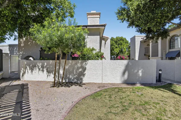 $319,900 | 5019 East Siesta Drive, Unit 1, Phoenix, AZ 85044