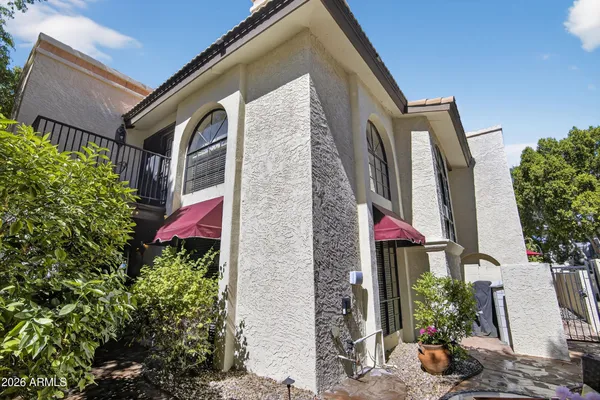 $319,900 | 5019 East Siesta Drive, Unit 1, Phoenix, AZ 85044