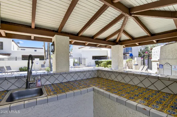 $319,900 | 5019 East Siesta Drive, Unit 1, Phoenix, AZ 85044