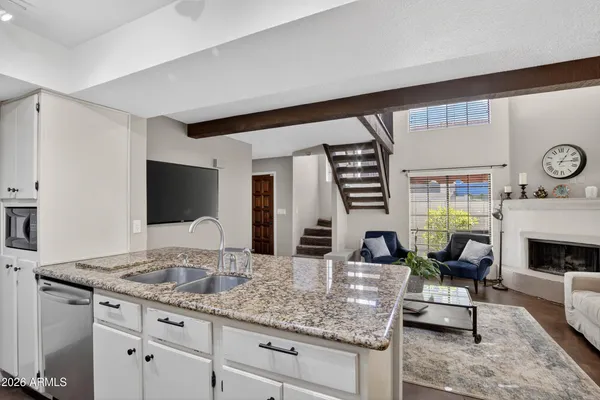 $319,900 | 5019 East Siesta Drive, Unit 1, Phoenix, AZ 85044