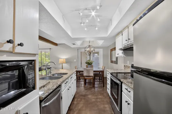 $319,900 | 5019 East Siesta Drive, Unit 1, Phoenix, AZ 85044