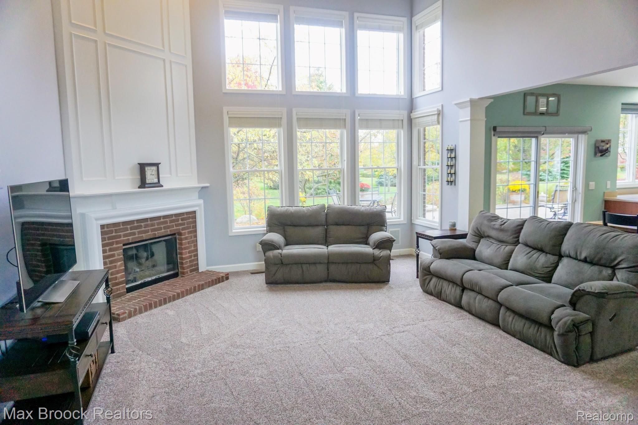 5580 Skye Court Rochester, MI 48306 - Photo 13 of 38 DSC02046.jpg