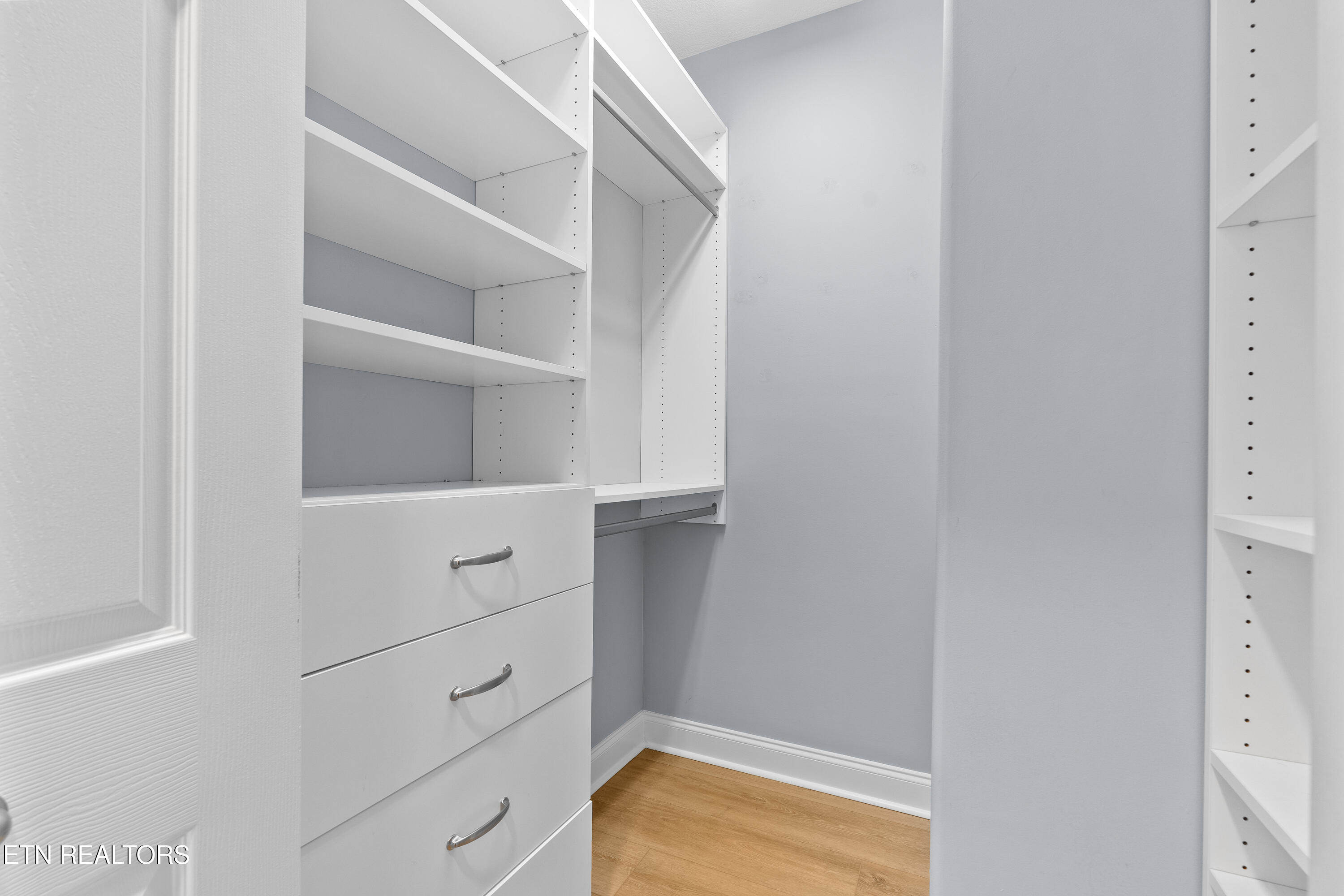 555 Rarity Bay Parkway, Unit 106 Vonore, TN 37885 - Photo 23 of 37 DSC05404