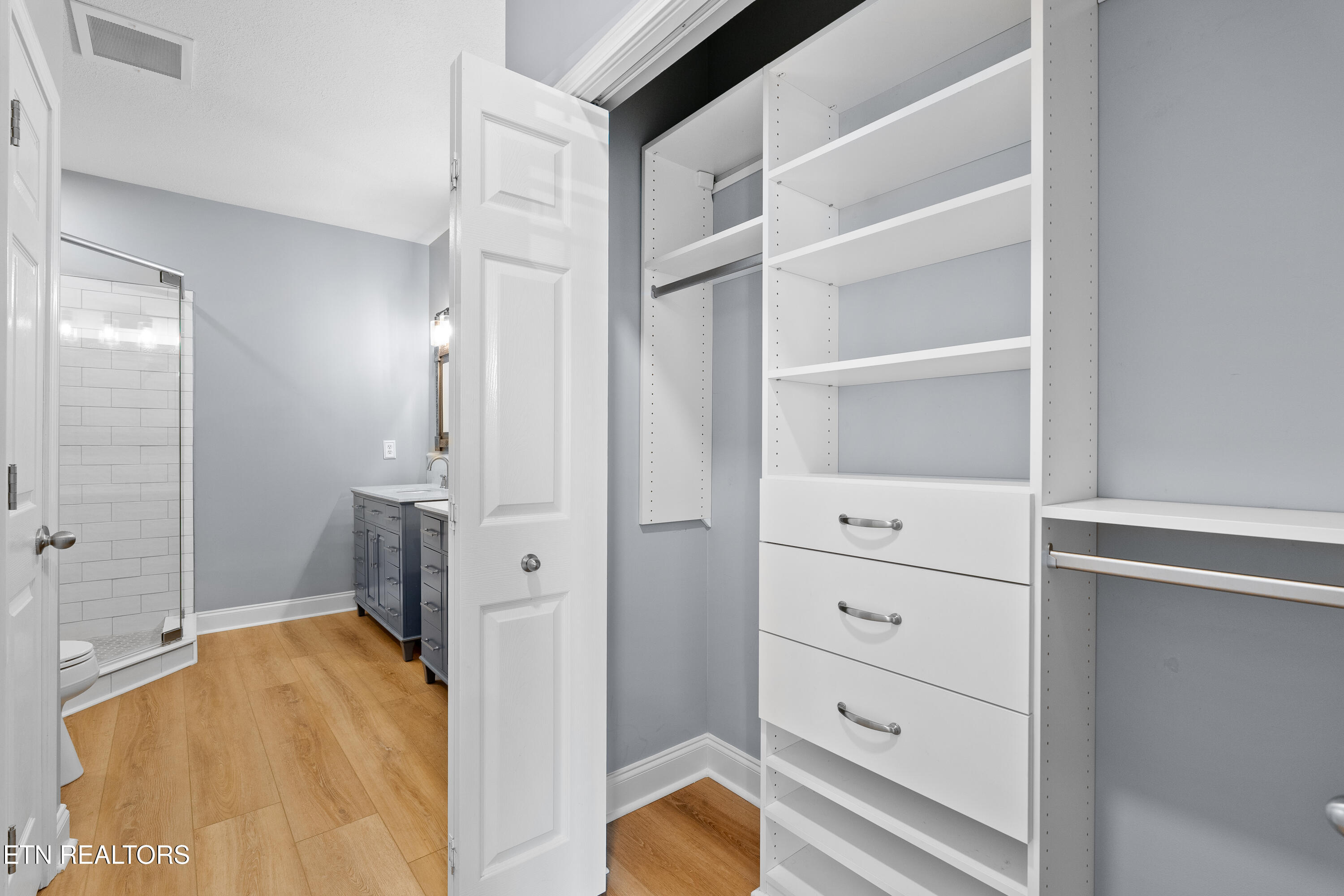 555 Rarity Bay Parkway, Unit 106 Vonore, TN 37885 - Photo 24 of 37 DSC05389