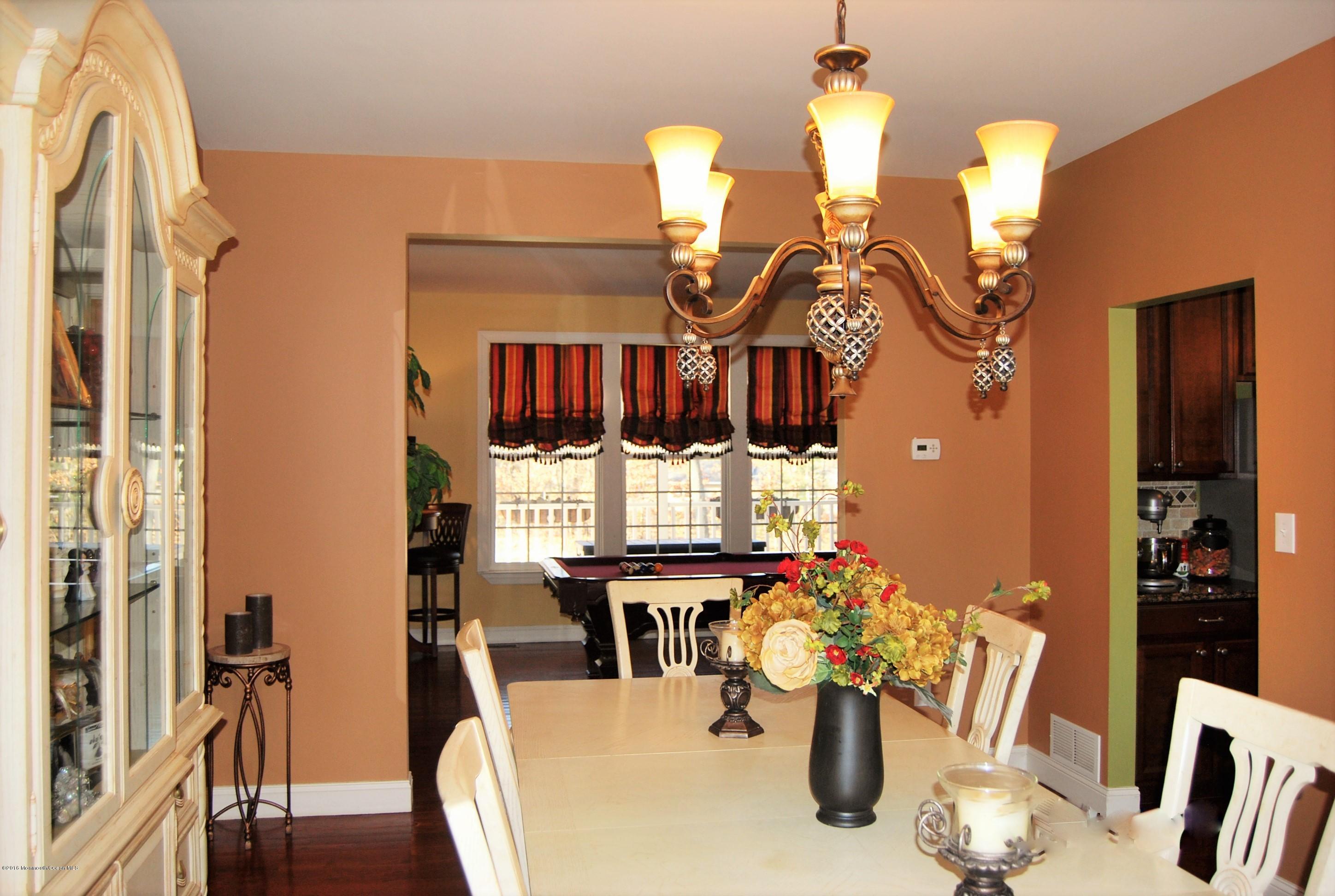 331 Texas Road Morganville, NJ 07751 - Photo 17 of 38 18