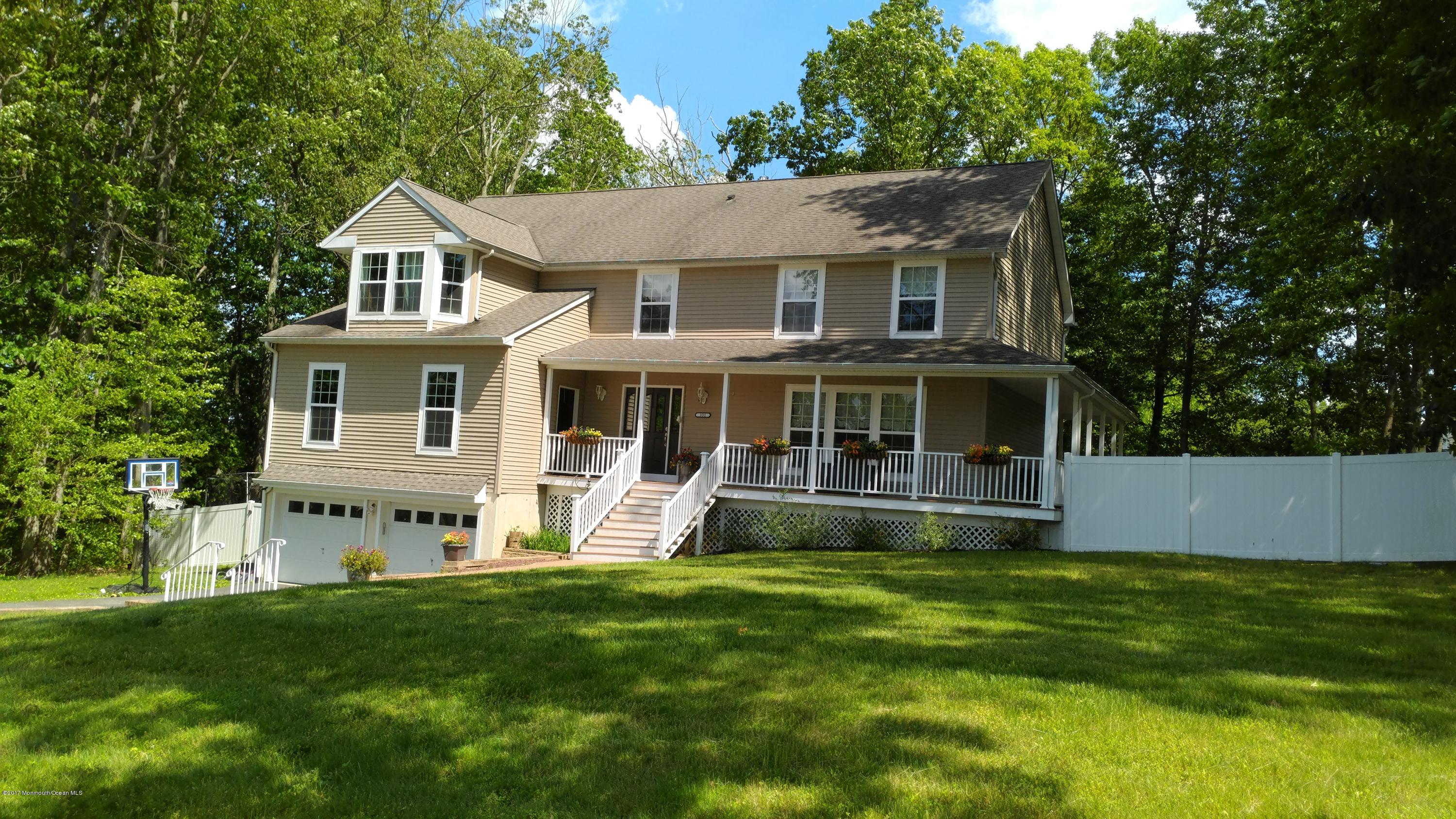 331 Texas Road Morganville, NJ 07751 - Photo 3 of 38 p3