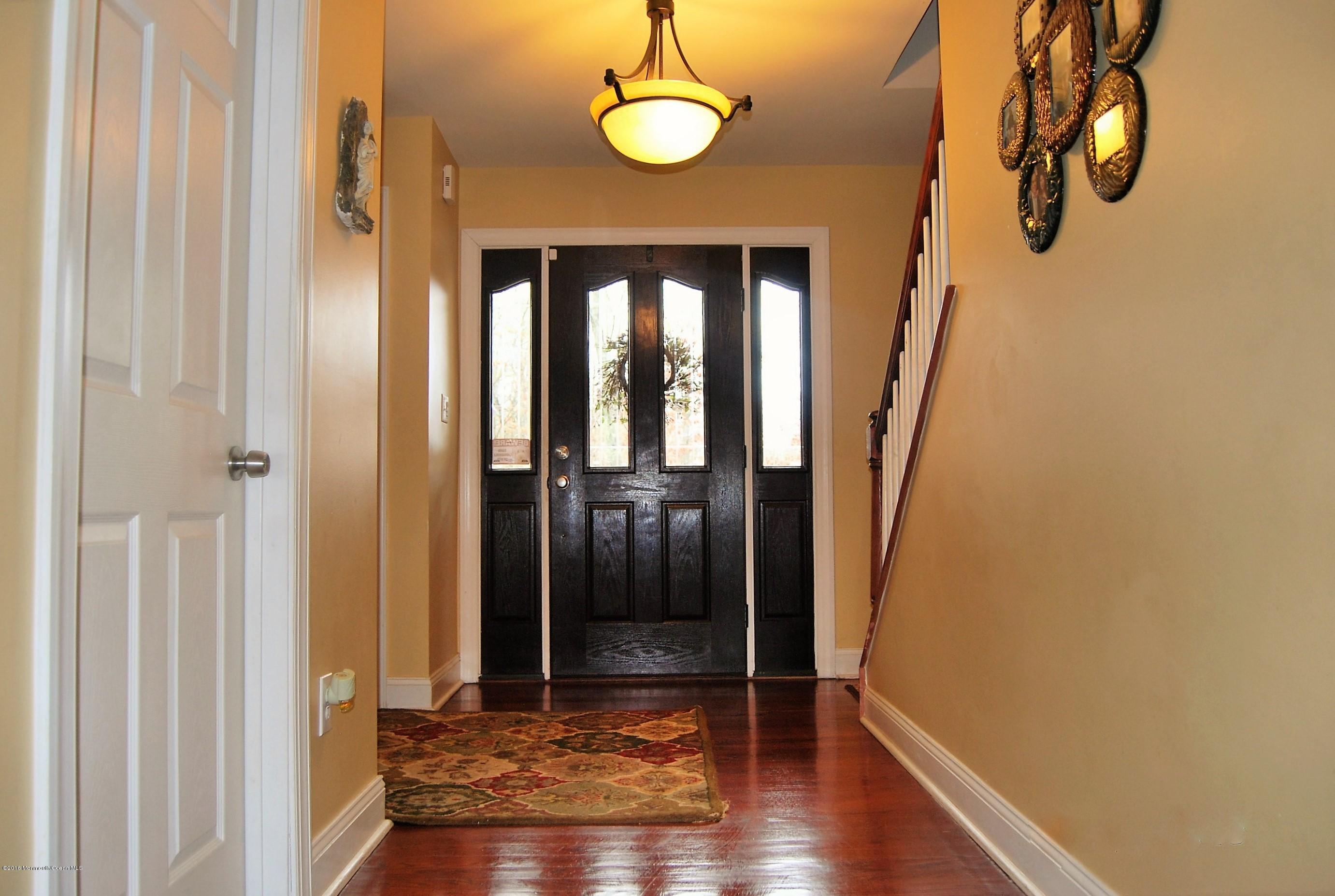 331 Texas Road Morganville, NJ 07751 - Photo 6 of 38 7