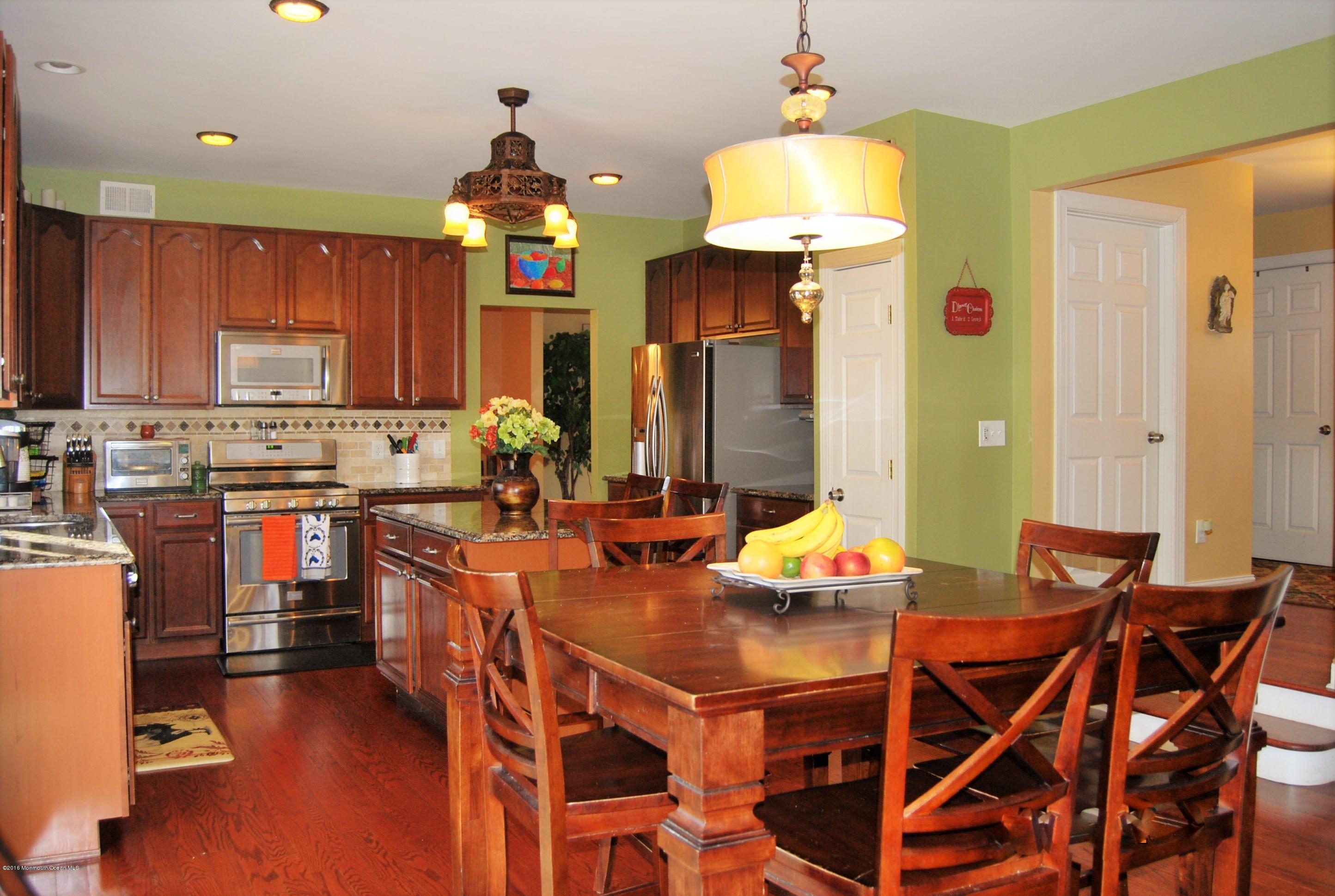 331 Texas Road Morganville, NJ 07751 - Photo 8 of 38 9