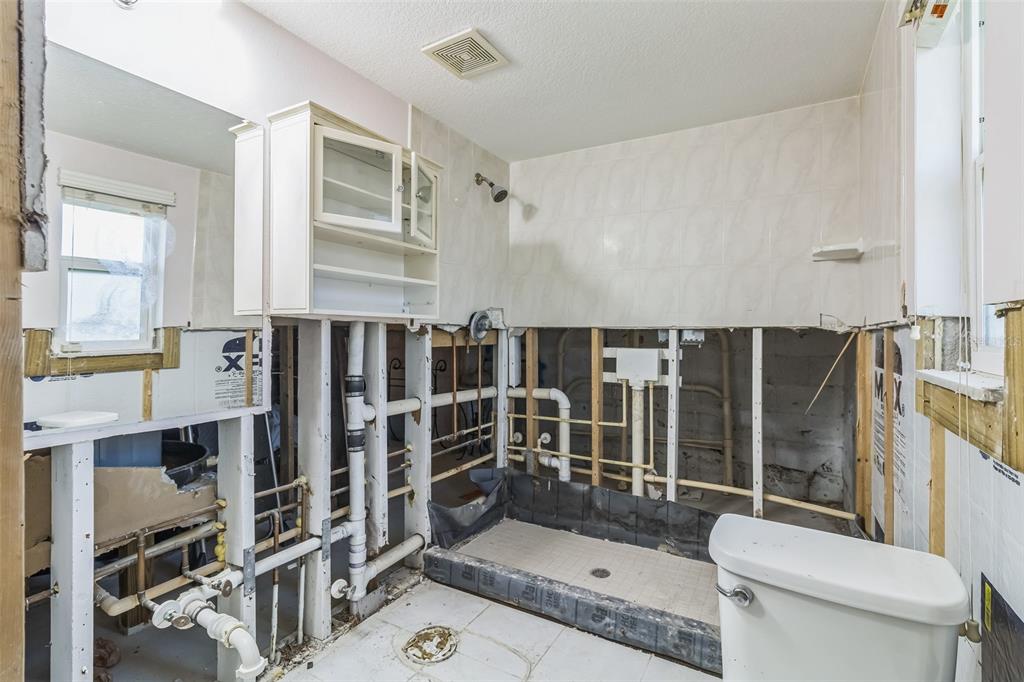 5004 Allner Street New Port Richey, FL 34652 - Photo 6 of 13 Gallery Image 6