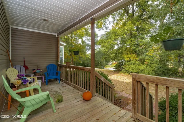 $560,000 | 107 Shady Lane, Atlantic Beach, NC 28512