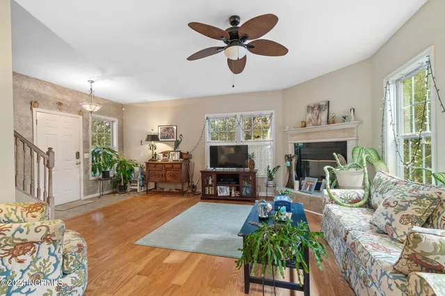 $560,000 | 107 Shady Lane, Atlantic Beach, NC 28512