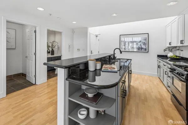 $890,000 | 2132 Folsom Street, Unit 3, San Francisco, CA 94110