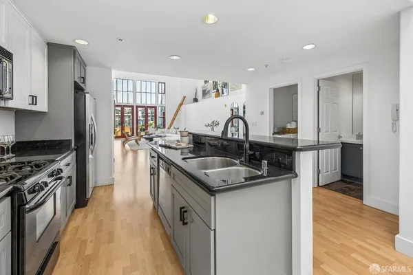 $890,000 | 2132 Folsom Street, Unit 3, San Francisco, CA 94110