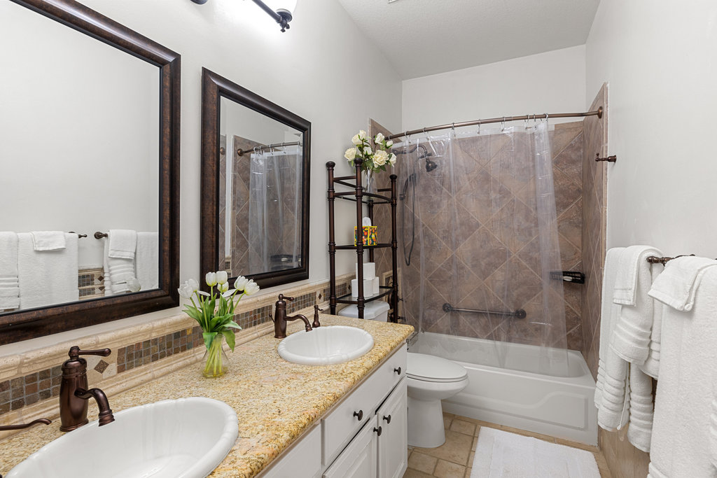 2106 Rue De St Germaine Austin, TX 78746 - Photo 19 of 40
