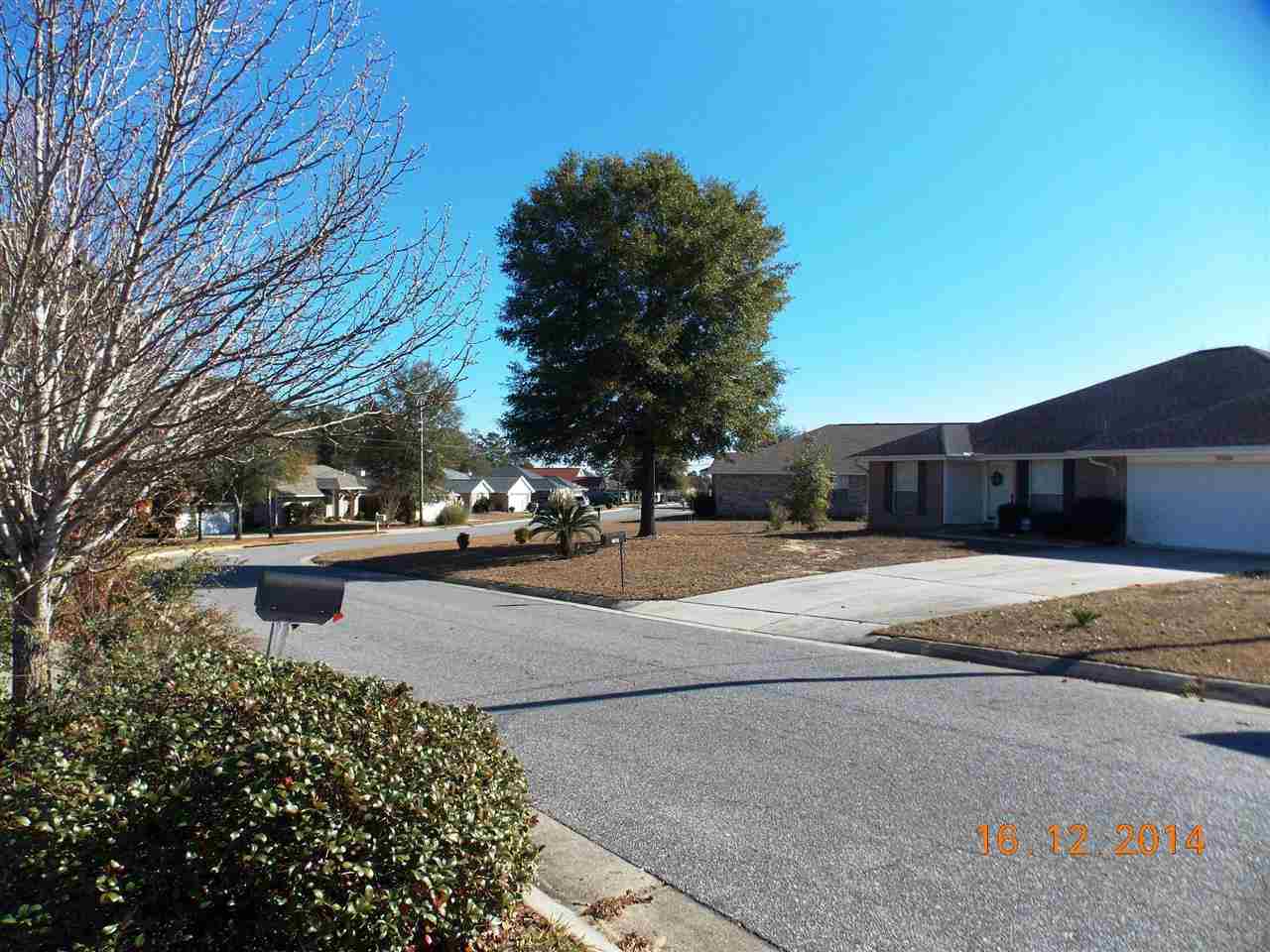 6887 Cedar Ridge Circle Milton, FL 32570 - Photo 4 of 35